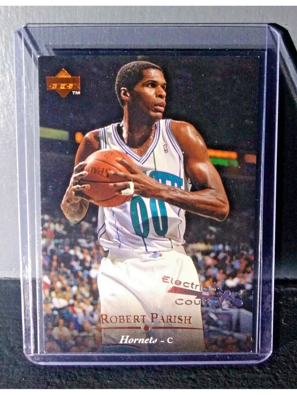 1995-96 Upper Deck Robert Parish #116 Basketball Card